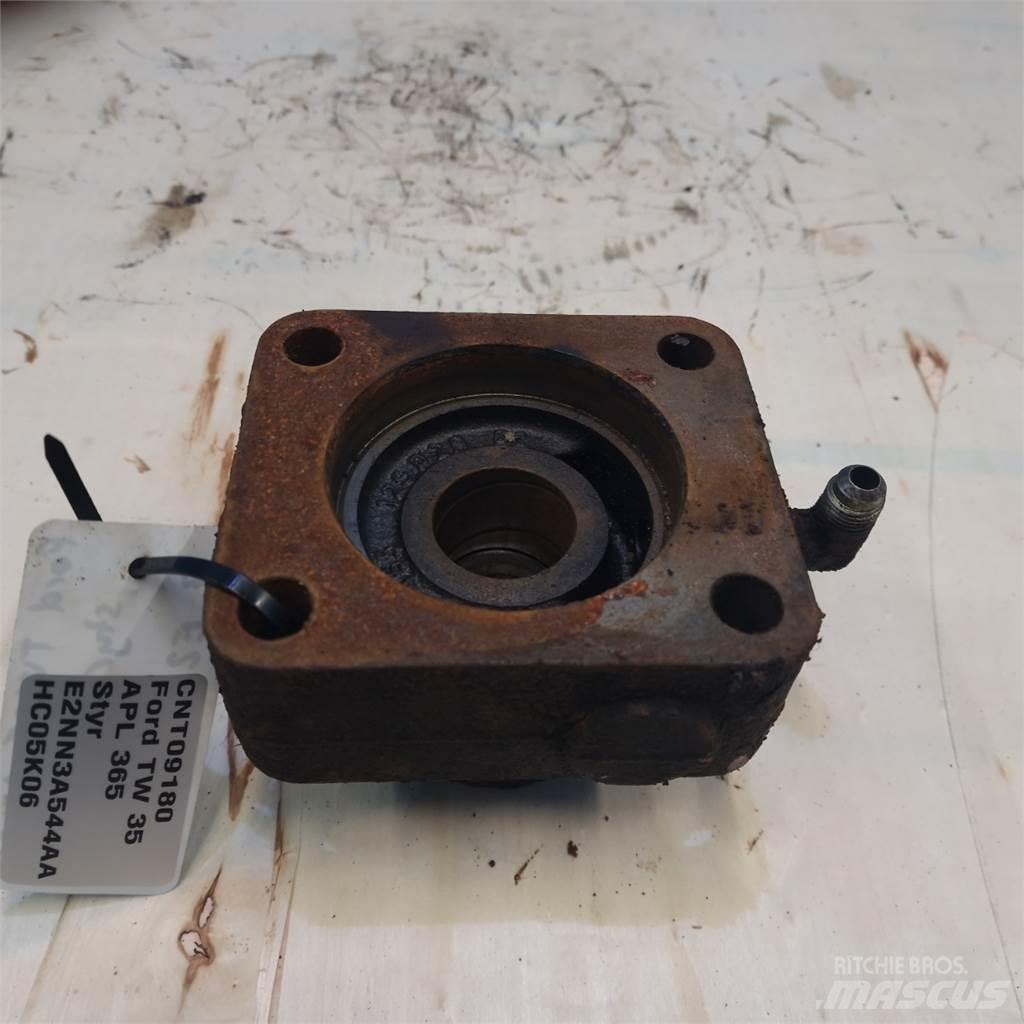 Ford TW35 Diger traktör aksesuarlari
