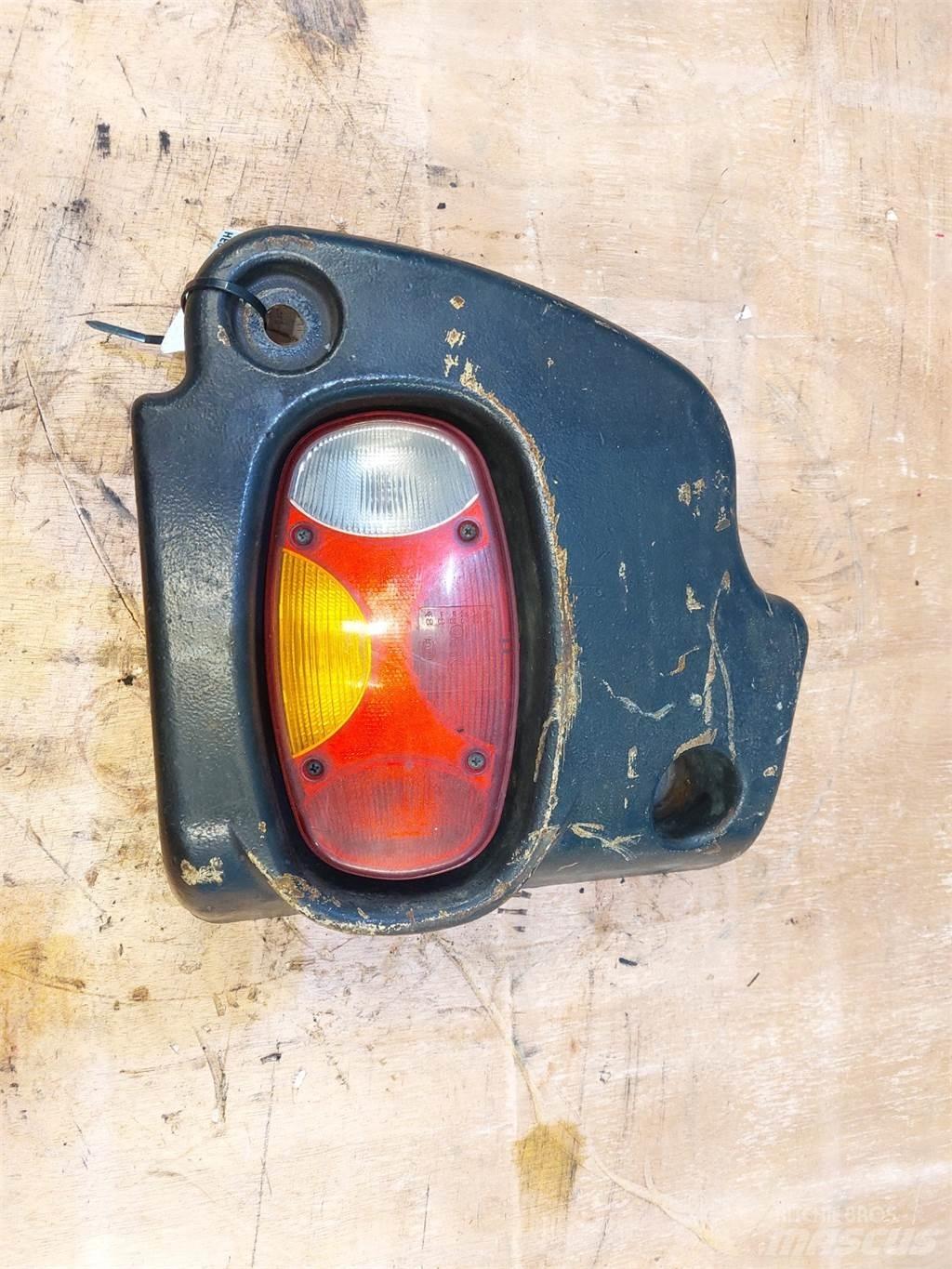 Gehl AL750 Elekli kepçeler