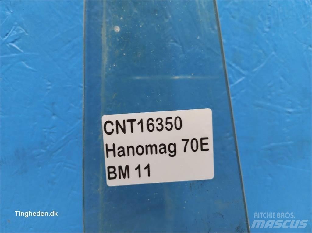  Hannonag 70E Kabin