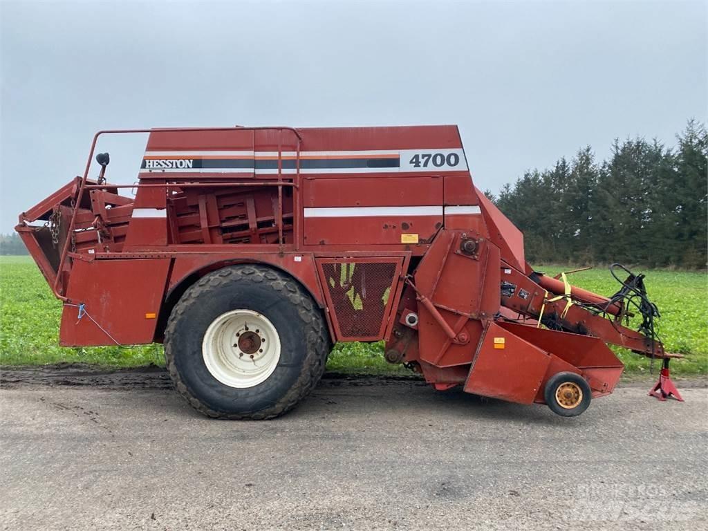 Hesston 4700 Küp balya makinalari