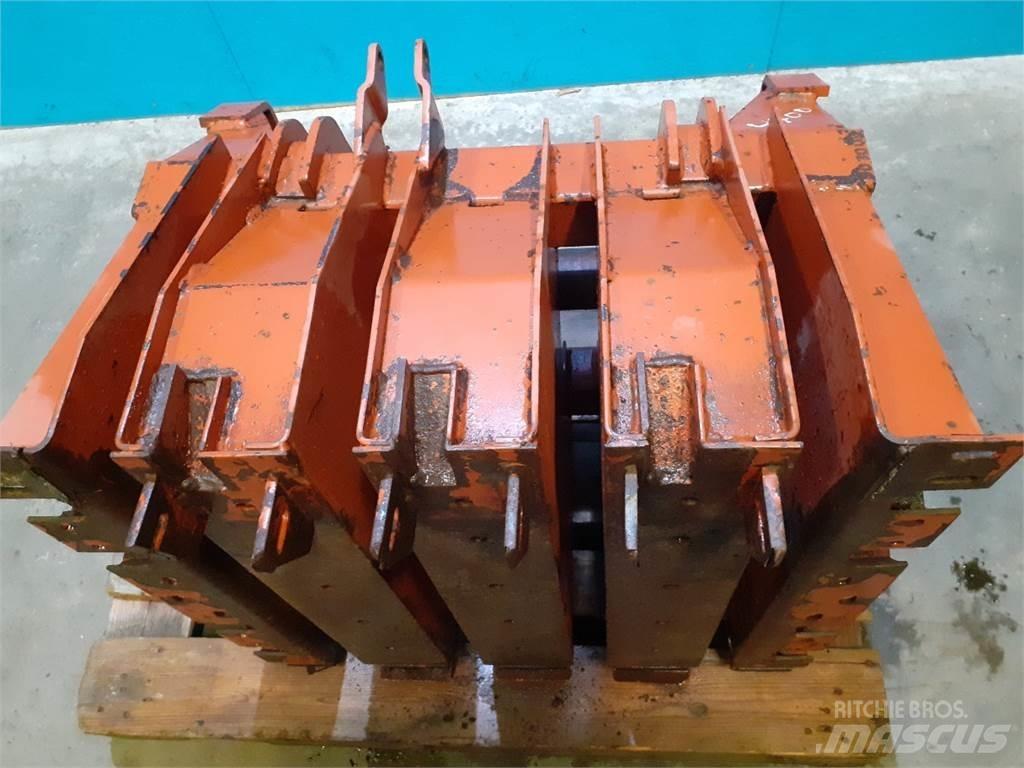 Hesston 4700 Diger yem biçme makinalari