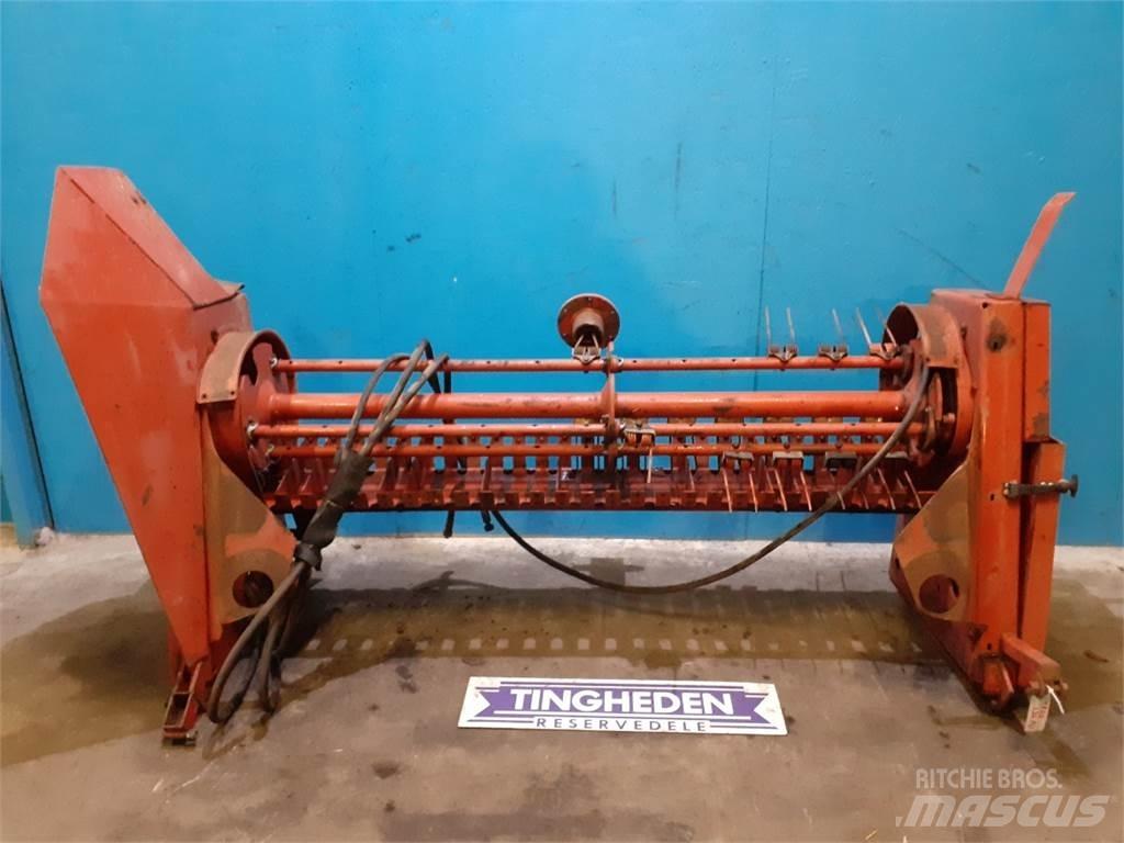 Hesston 4700 Diger tarim makinalari