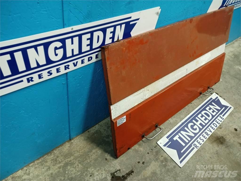 Hesston 4700 Elekli kepçeler