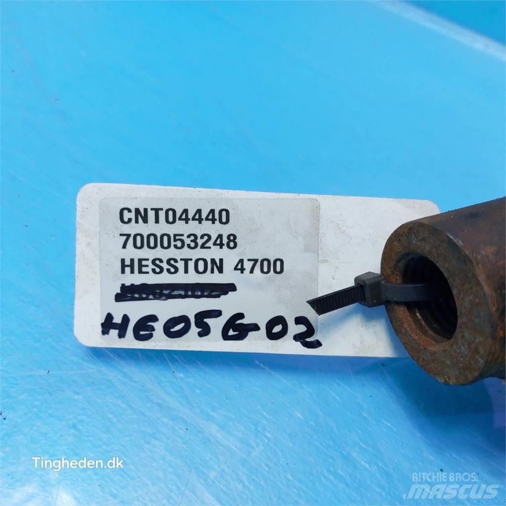 Hesston 4700 Diger yem biçme makinalari