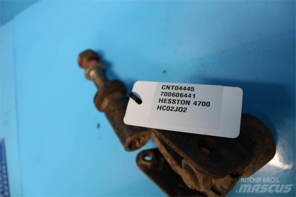 Hesston 4700 Diger yem biçme makinalari