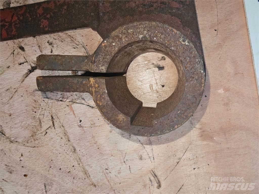 Hesston 4700 Diger yem biçme makinalari
