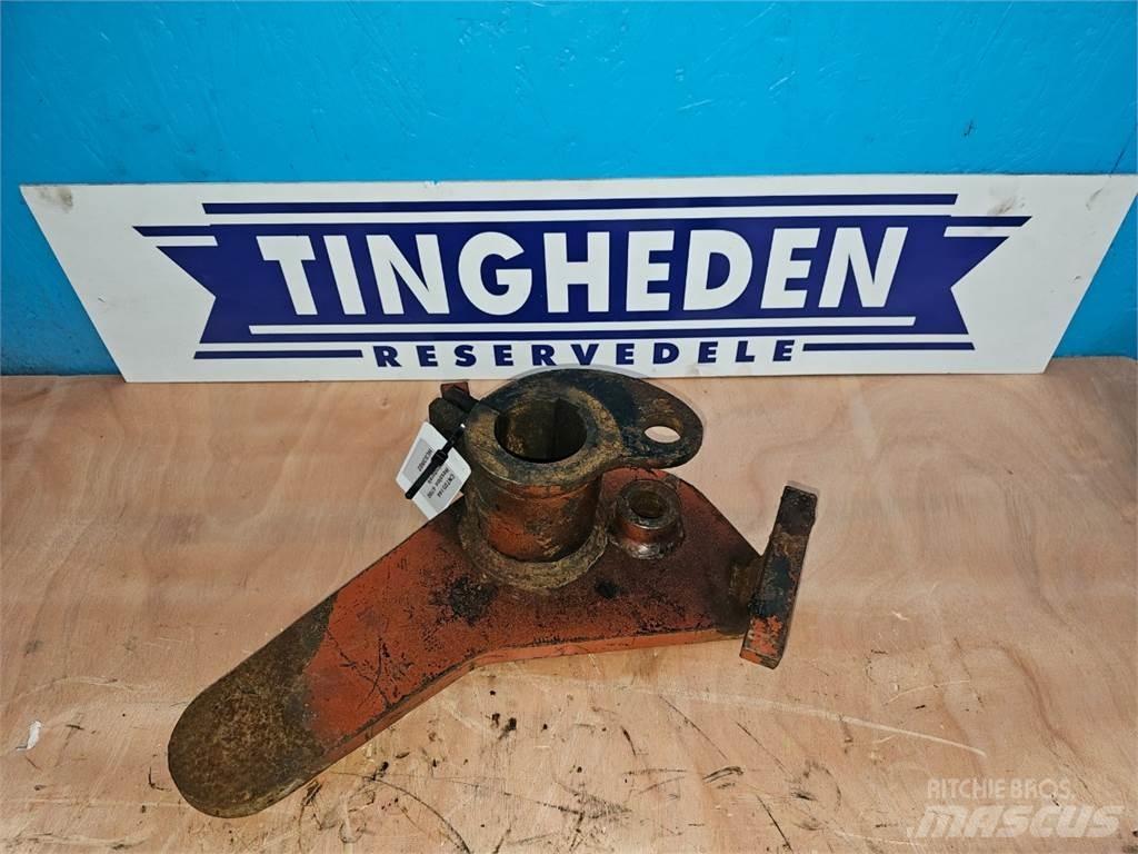 Hesston 4700 Diger yem biçme makinalari