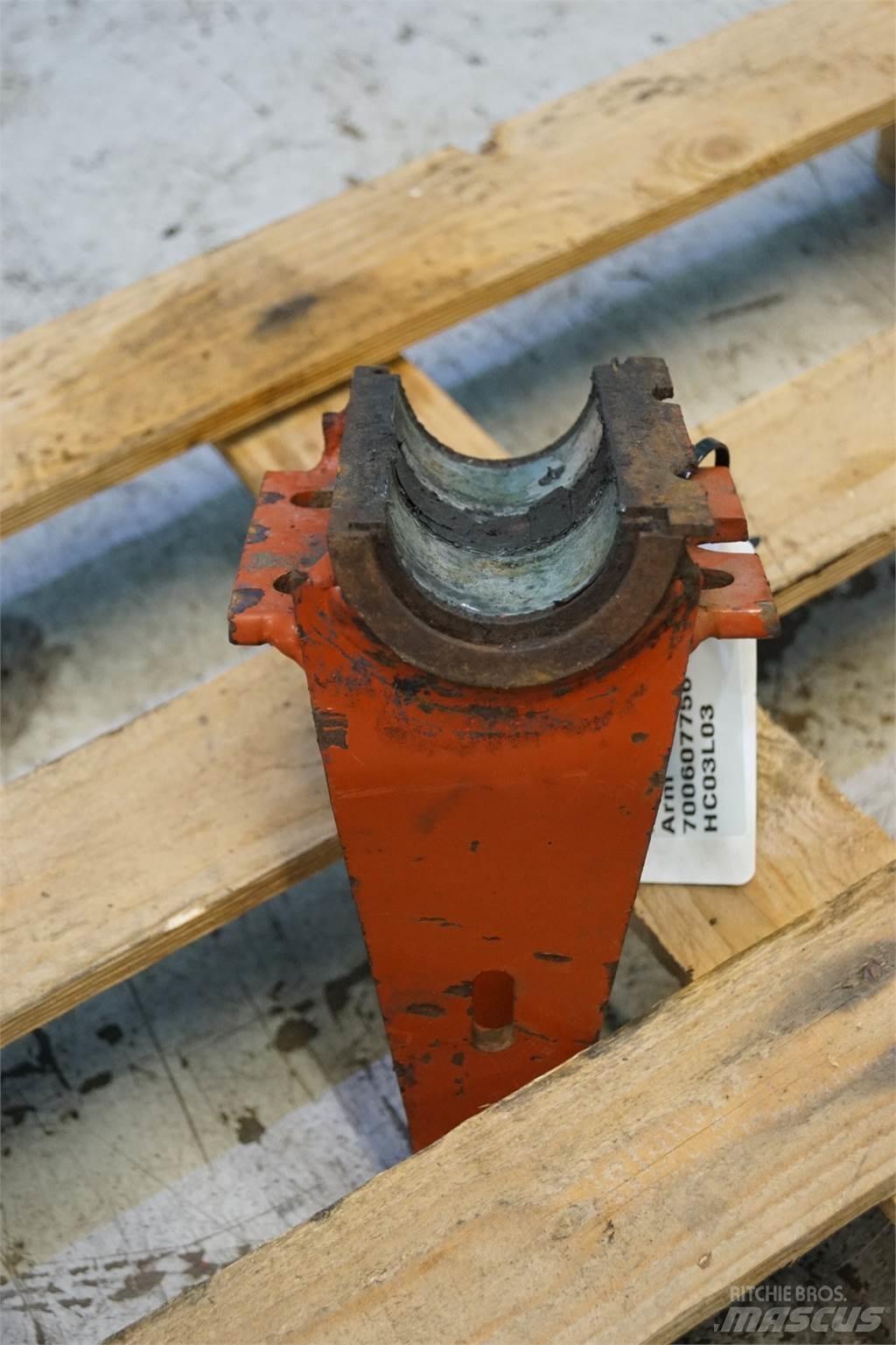 Hesston 4700 Diger tarim makinalari