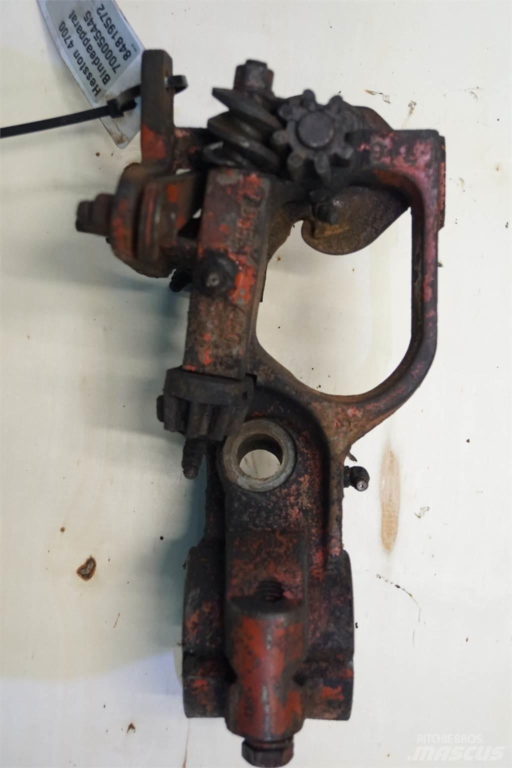 Hesston 4700 Diger yem biçme makinalari