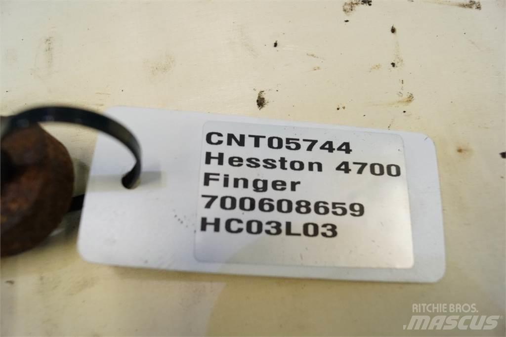 Hesston 4700 Balya kiskaçlari