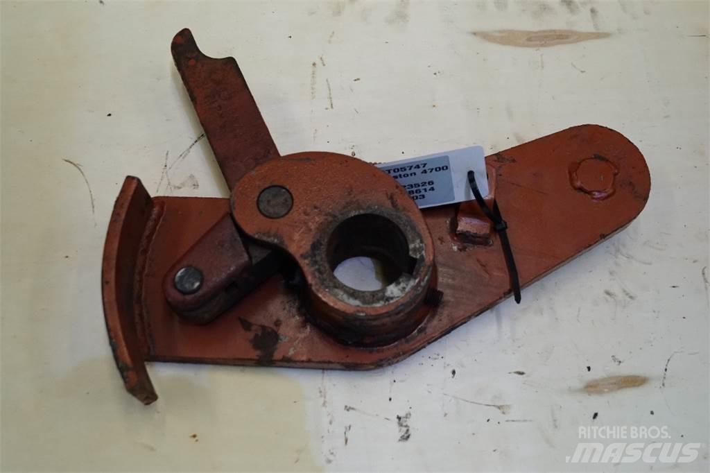 Hesston 4700 Diger yem biçme makinalari