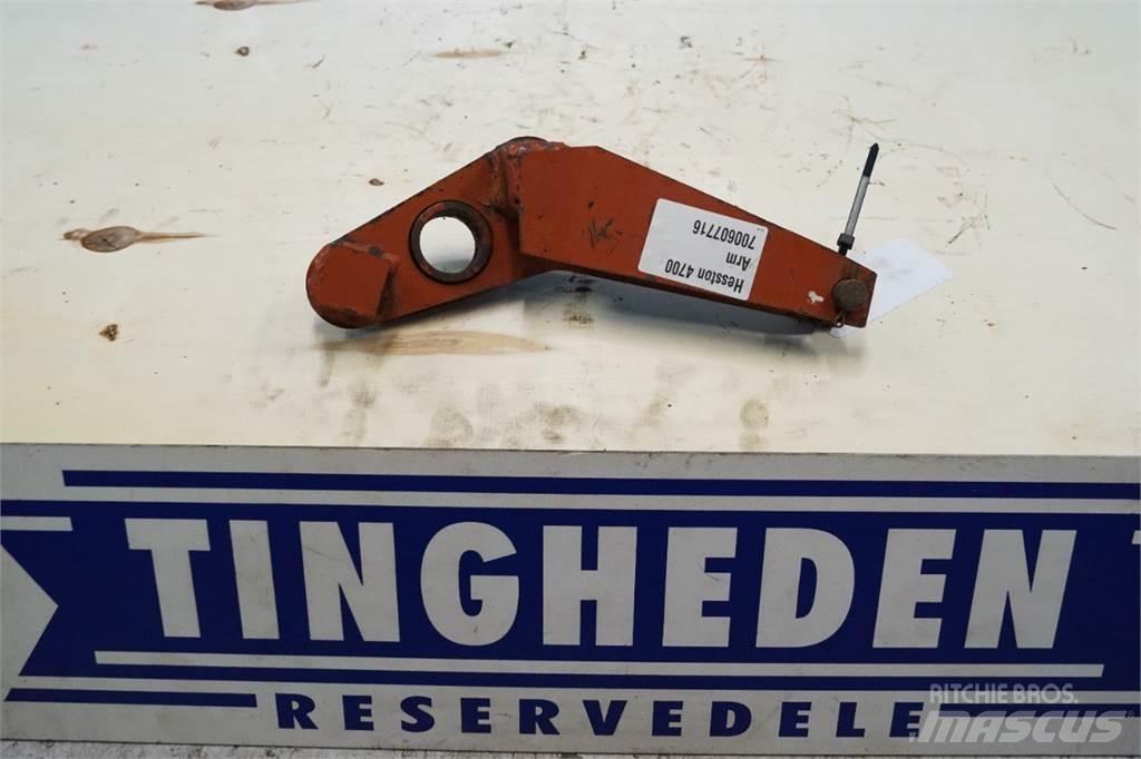 Hesston 4700 Diger yem biçme makinalari
