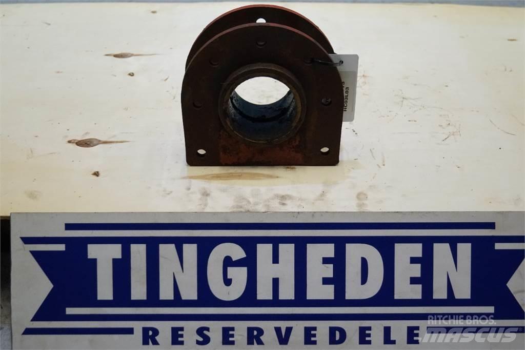 Hesston 4700 Diger yem biçme makinalari