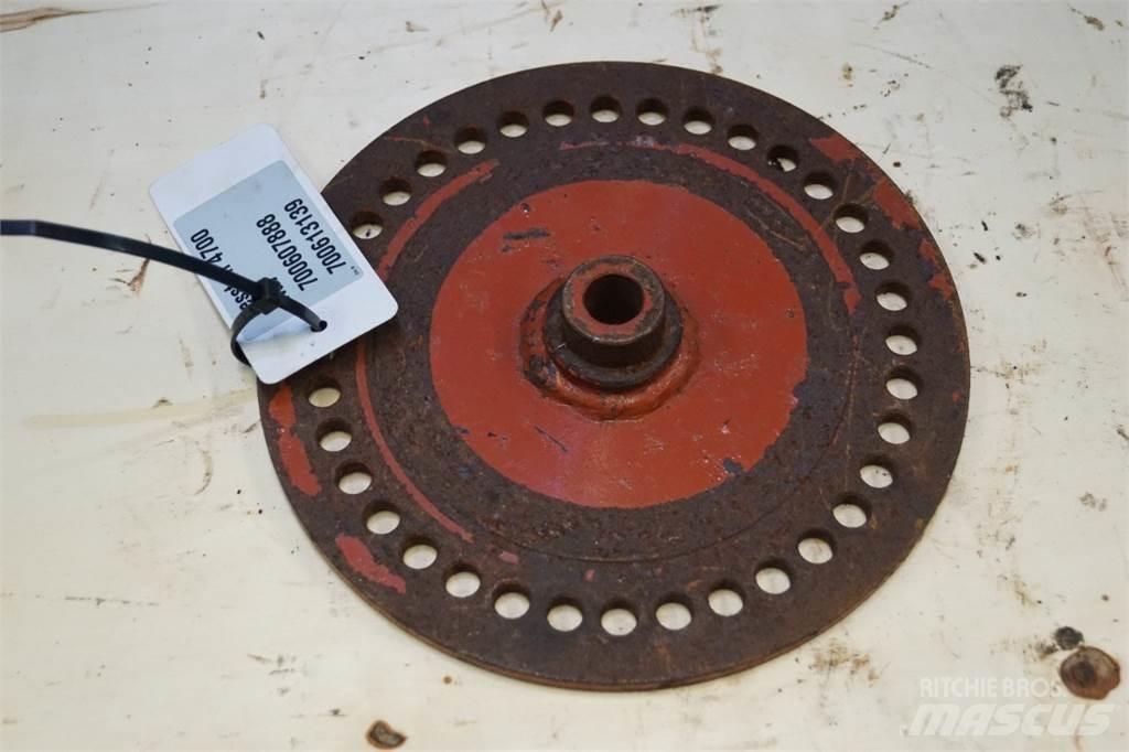 Hesston 4700 Diger yem biçme makinalari