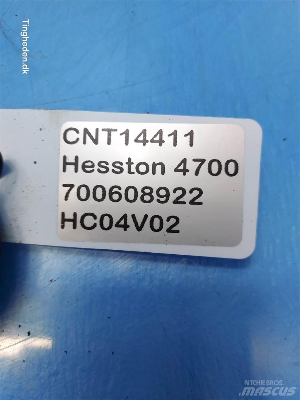 Hesston 4700 Balya kiskaçlari