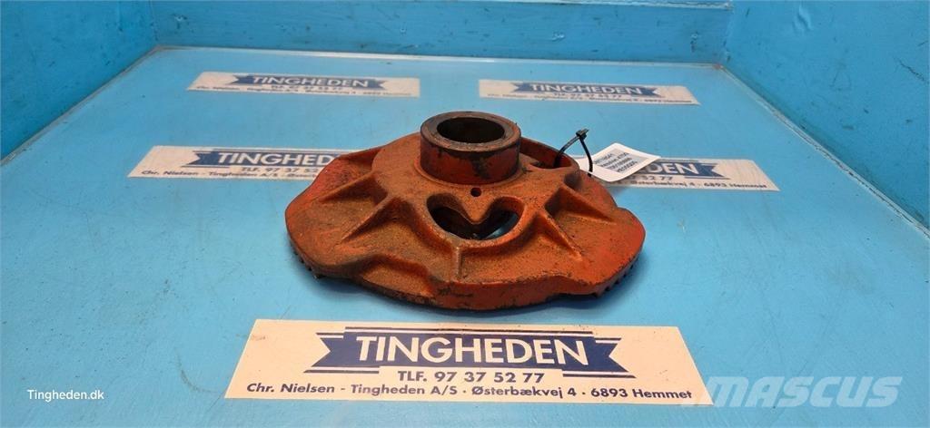 Hesston 4700 Diger yem biçme makinalari