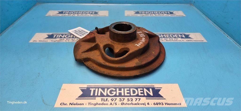 Hesston 4700 Diger yem biçme makinalari