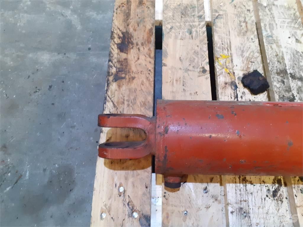 Hesston 4800 Balya kiskaçlari