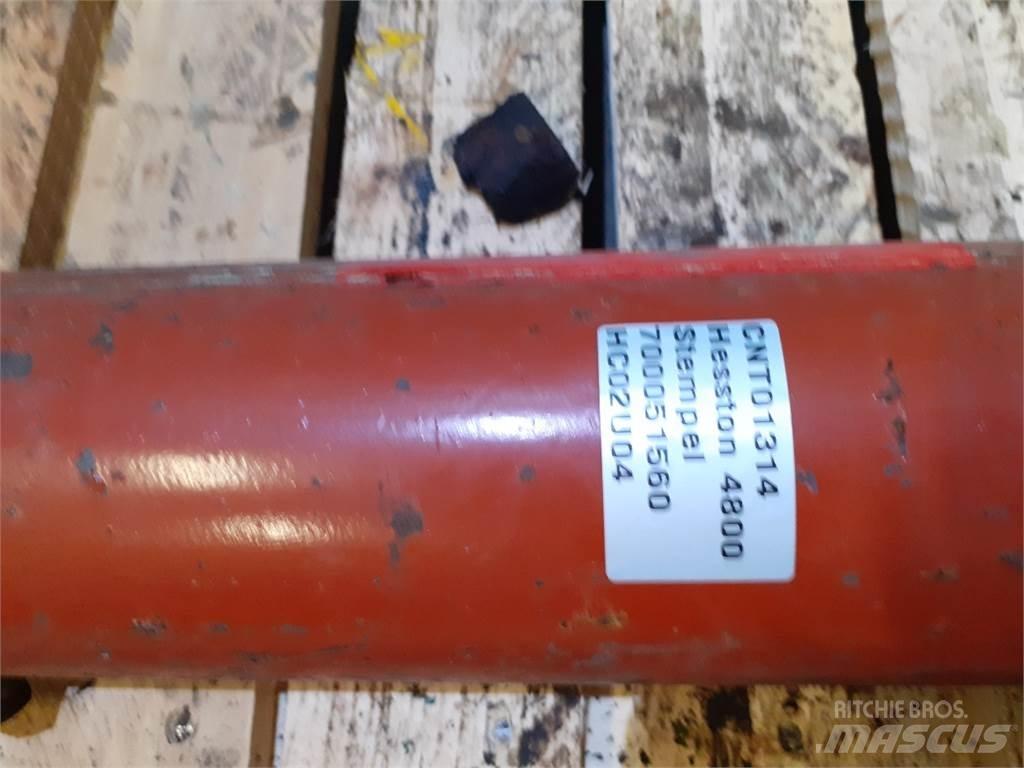 Hesston 4800 Balya kiskaçlari