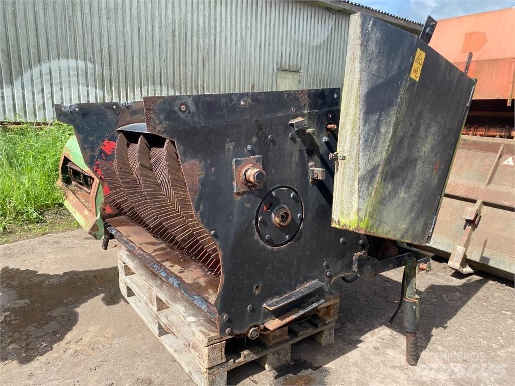 Hesston 4860 Biçerdöver aksesuarlari