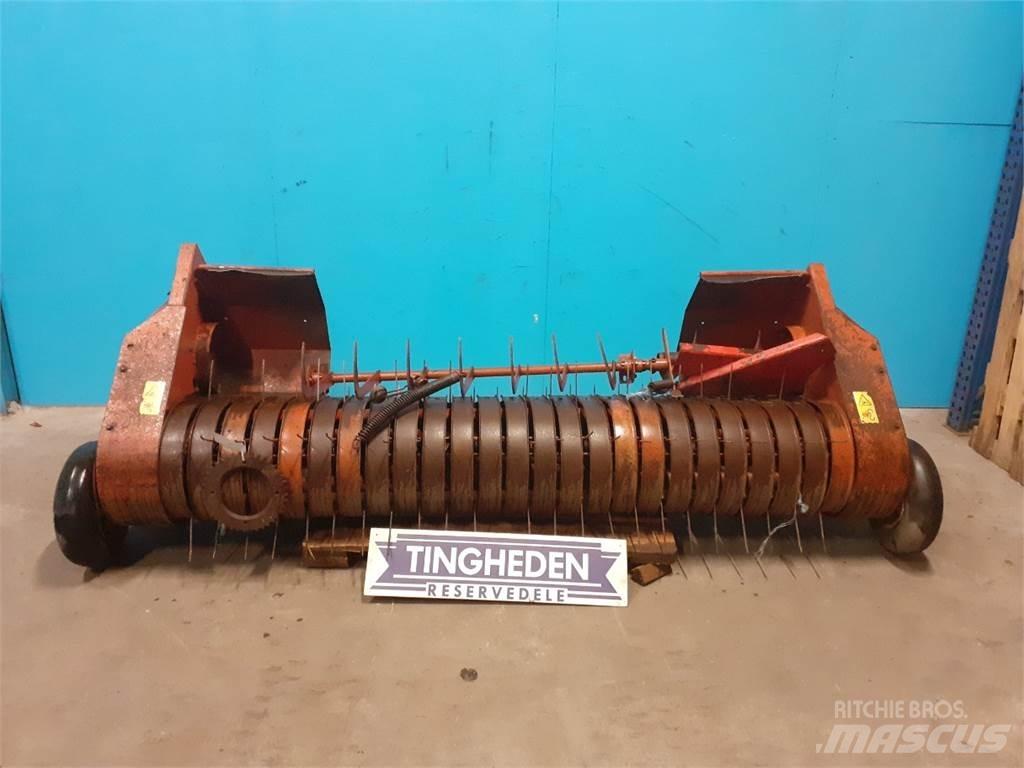 Hesston 4900 Diger tarim makinalari