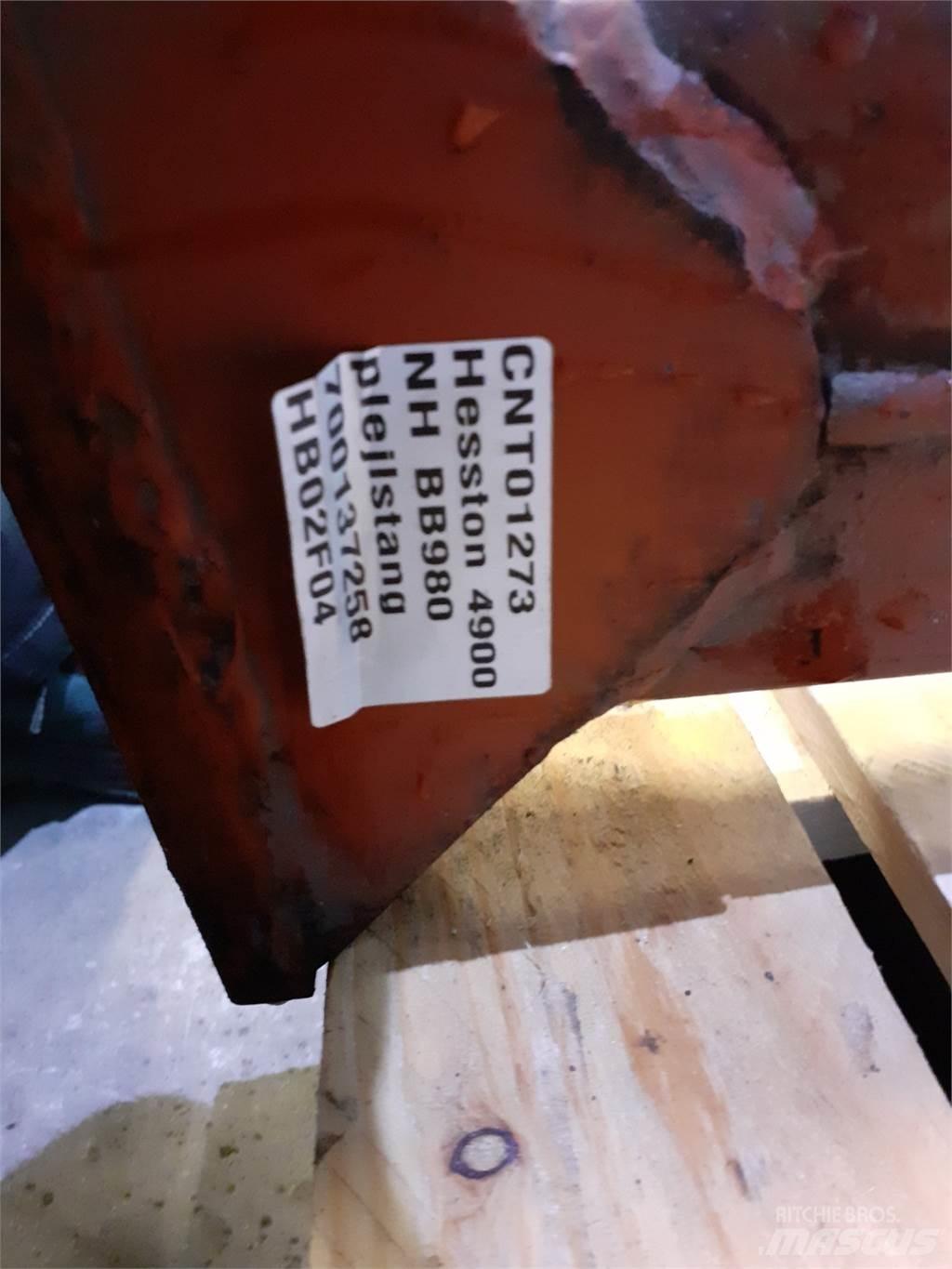 Hesston 4900 Diger yem biçme makinalari