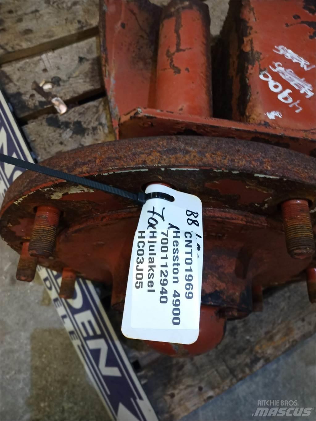 Hesston 4900 Akslar