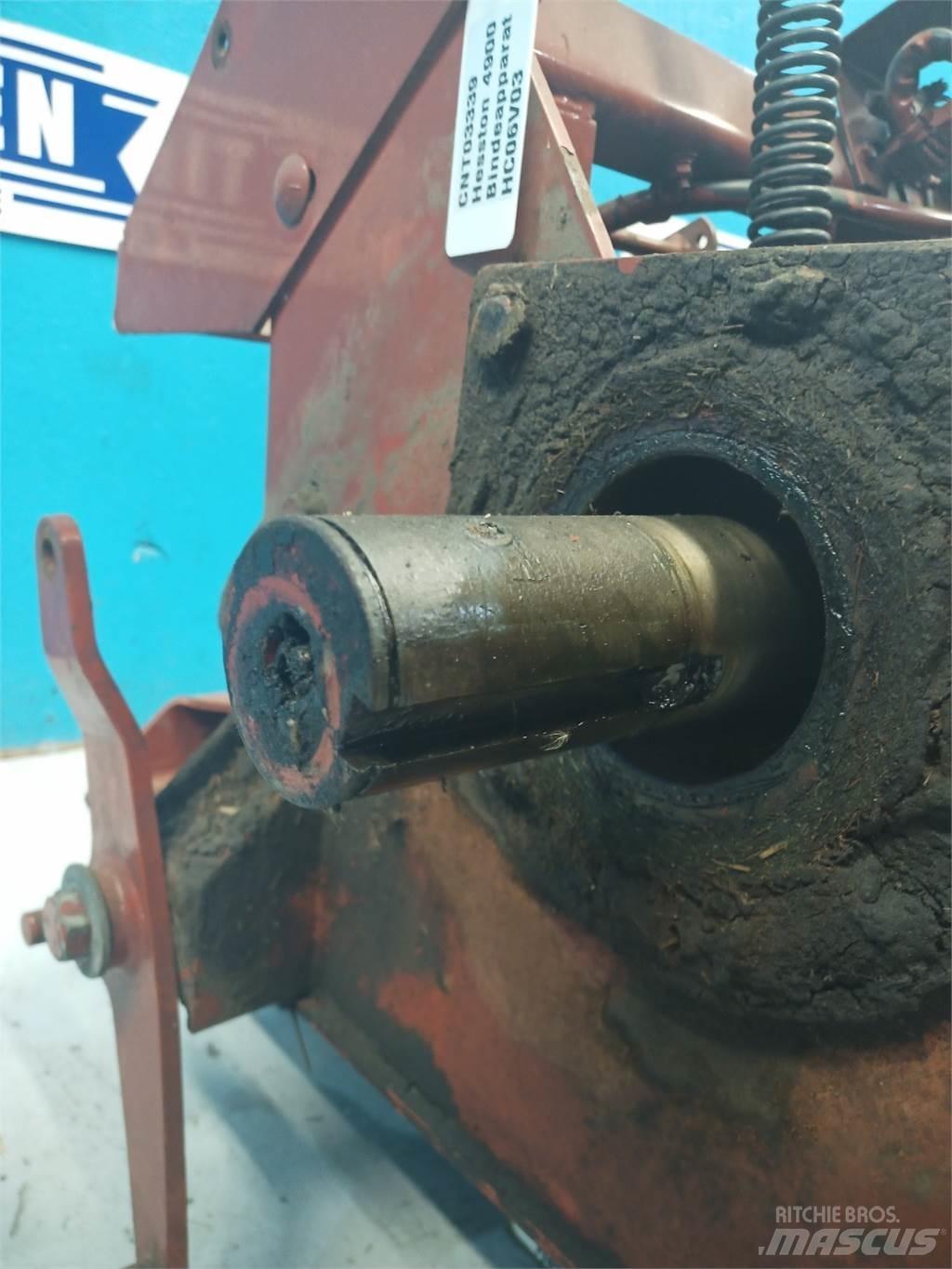 Hesston 4900 Diger yem biçme makinalari