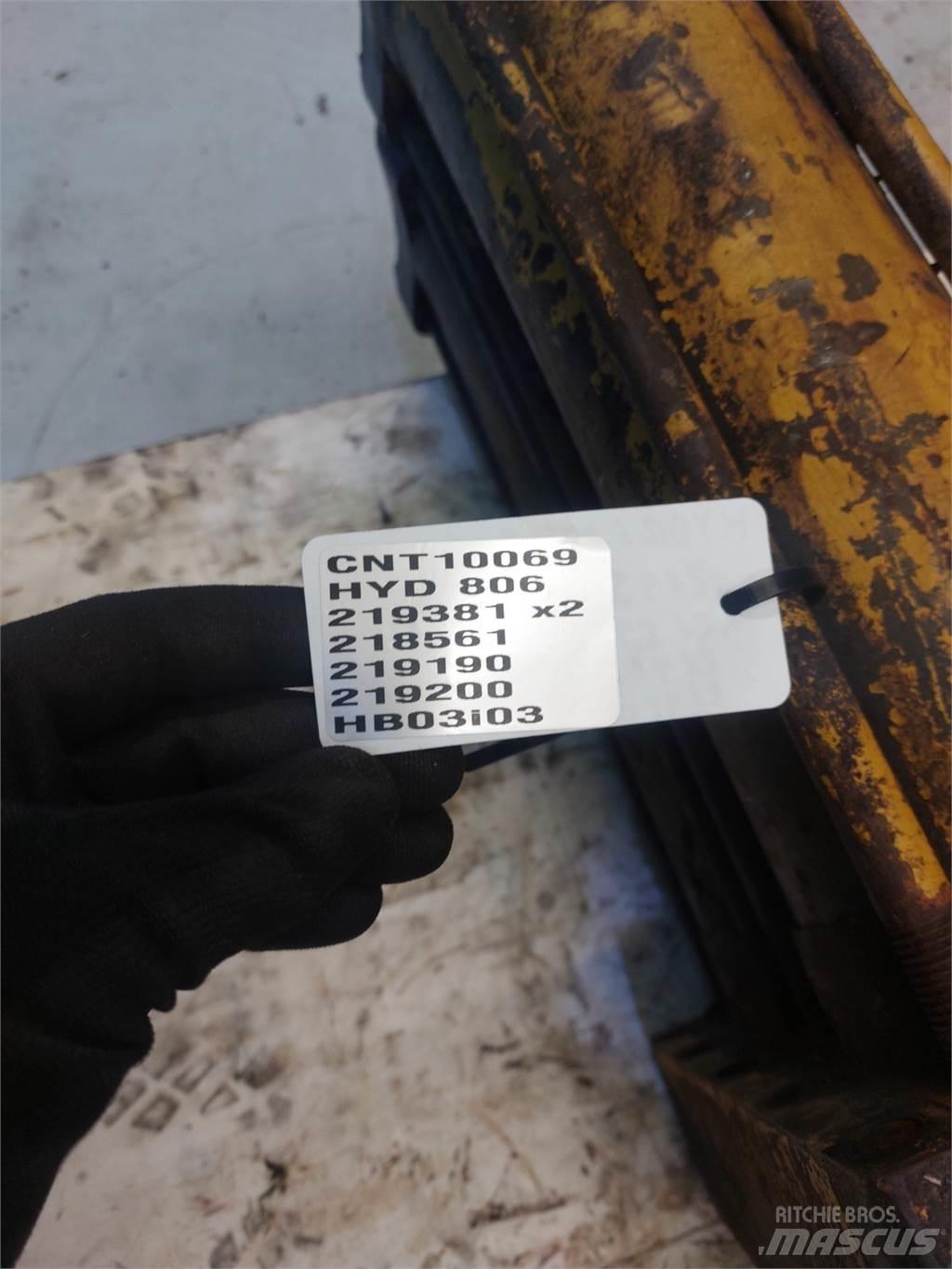 Hydrema 806 Beko kepçeleri