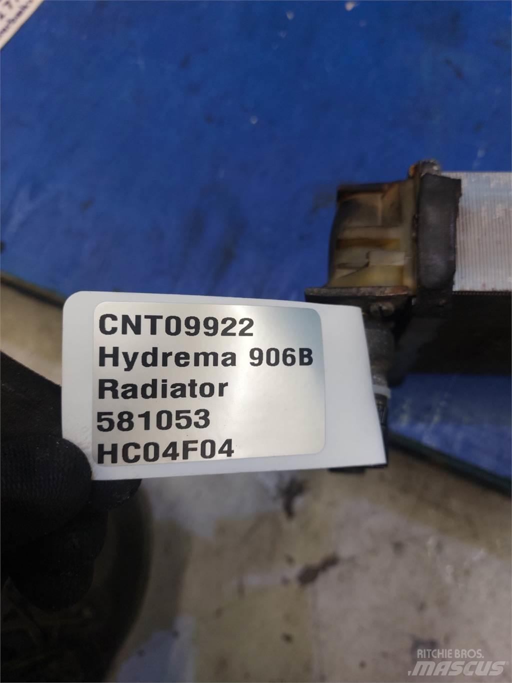 Hydrema 906B Radyatörler
