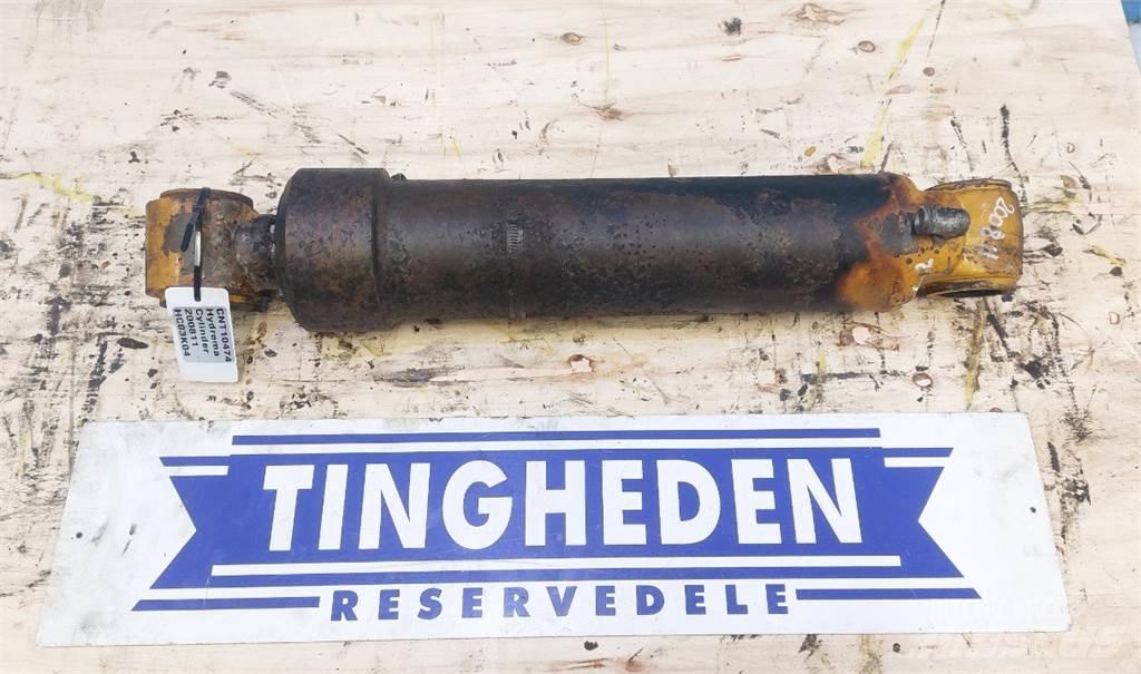 Hydrema 906B Bomlar ve kollar