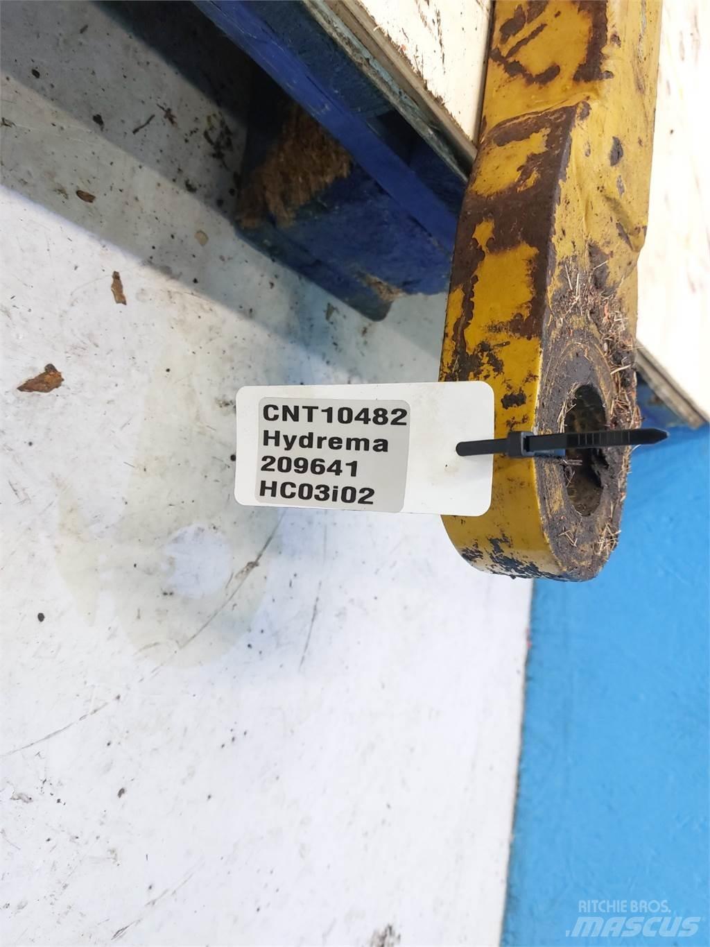 Hydrema 906B Bomlar ve kollar