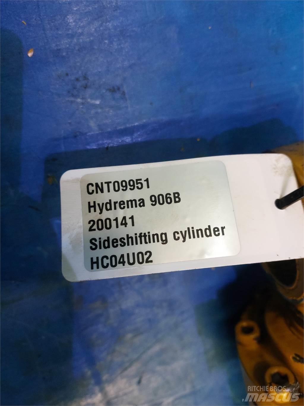 Hydrema 906B Beko kepçeleri