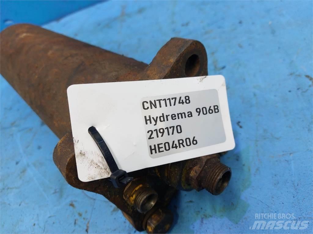 Hydrema 906B Beko kepçeleri
