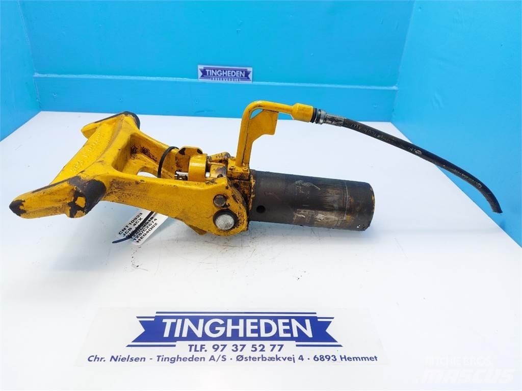 JCB 4CX Bomlar ve kollar