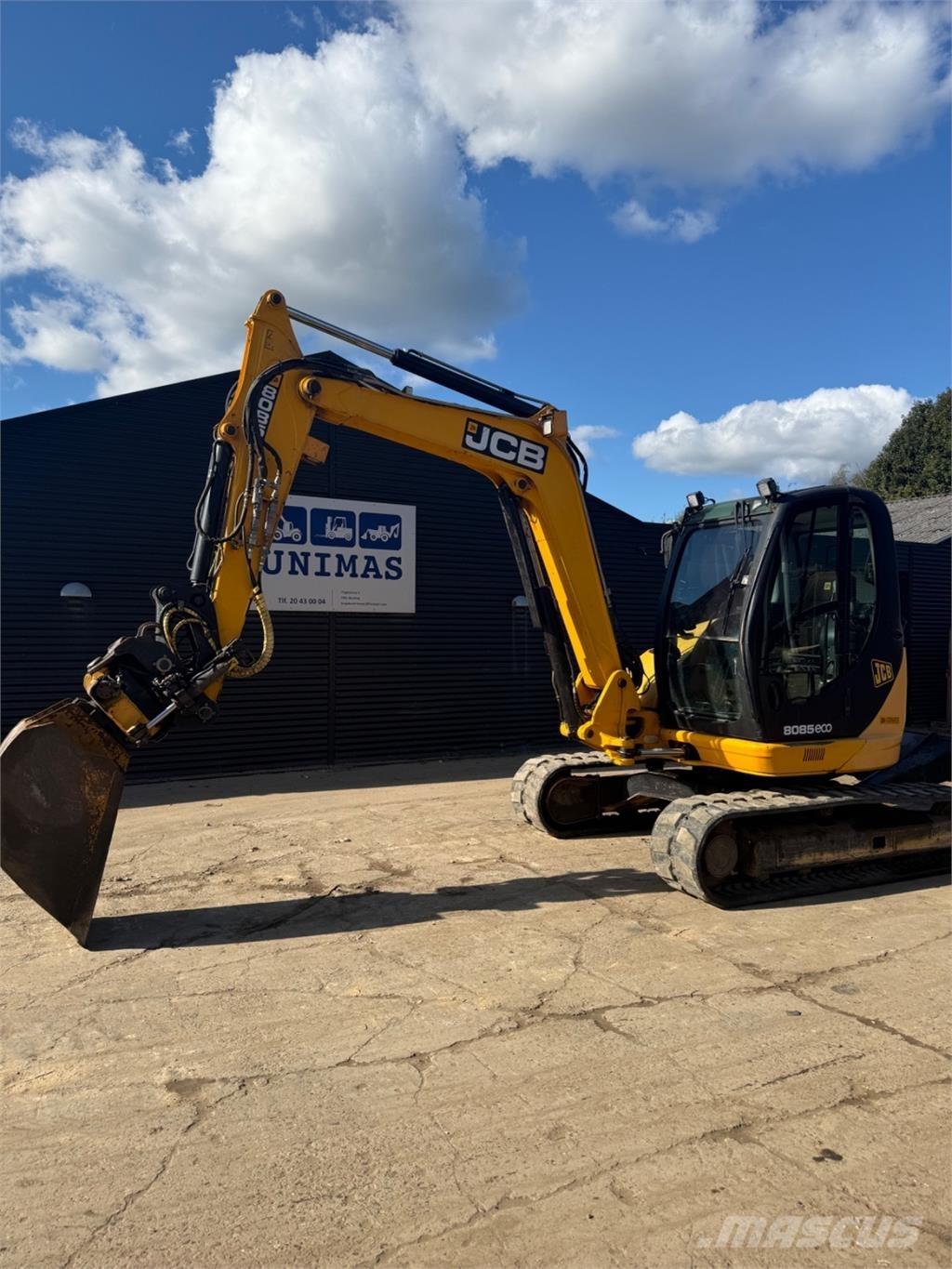 JCB 8085 Paletli ekskavatörler