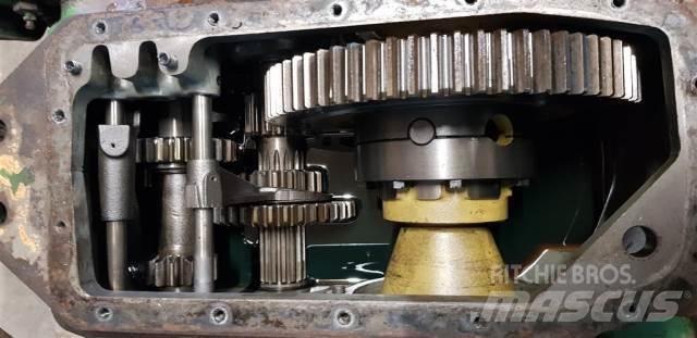 John Deere 1065 Sanzuman