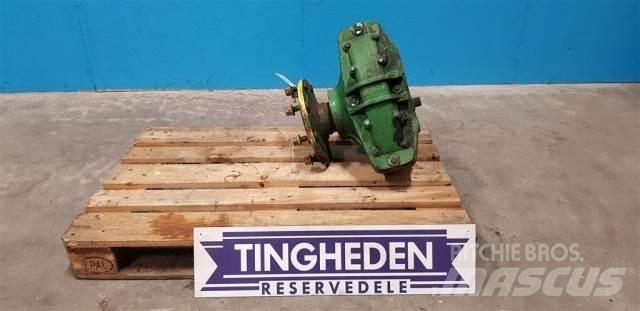 John Deere 1065 Biçerdöver aksesuarlari