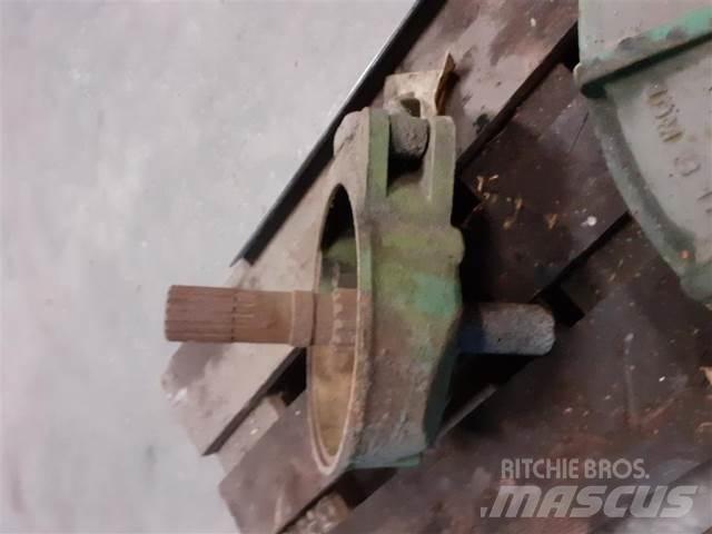 John Deere 1065 Biçerdöver aksesuarlari