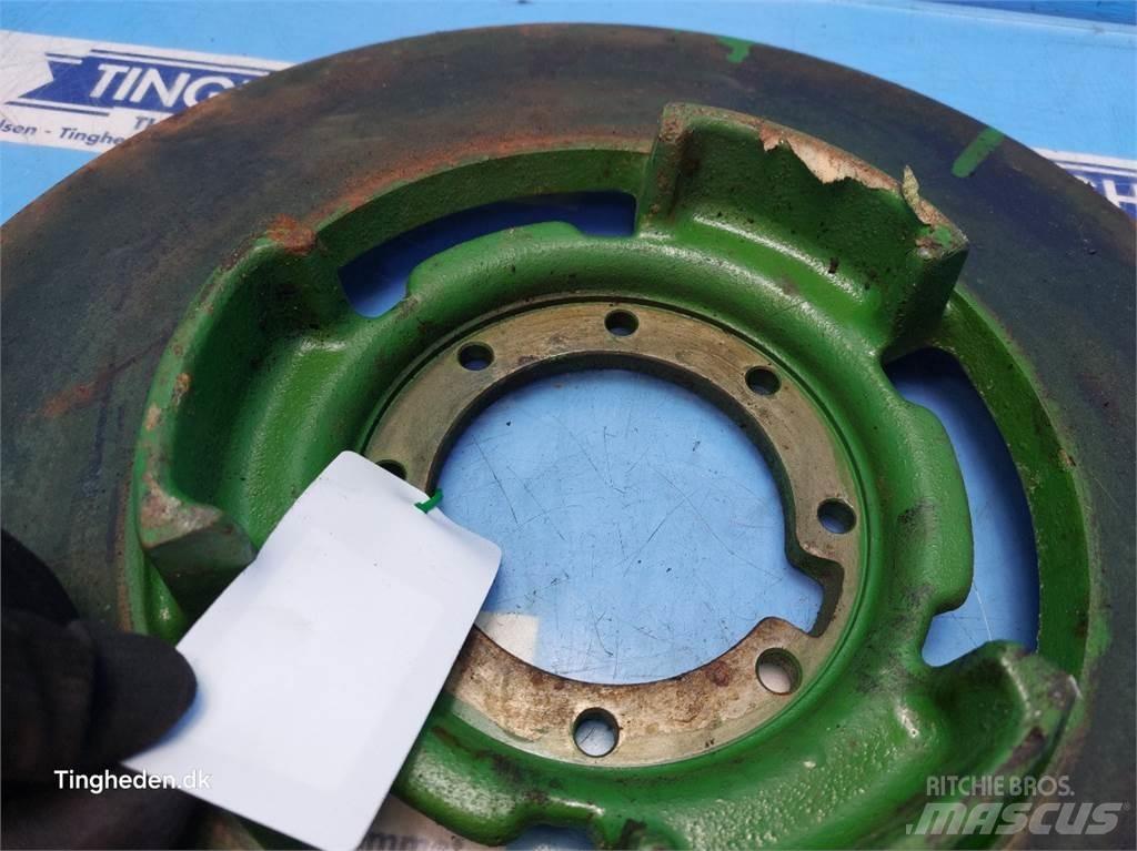 John Deere 1065 Diger tarim makinalari