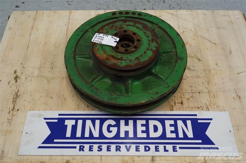 John Deere 1075 Diger tarim makinalari