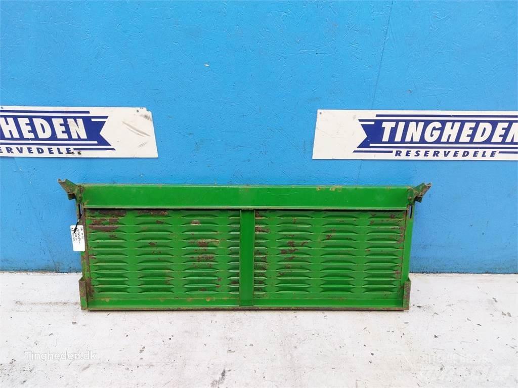 John Deere 1075 Kum ve tuz serpiciler