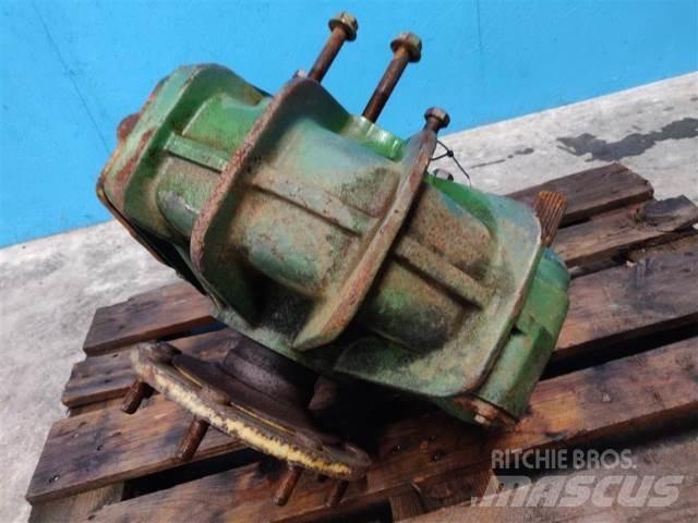 John Deere 1085 Biçerdöver aksesuarlari