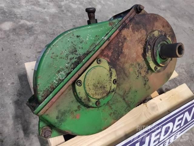 John Deere 1085 Sanzuman