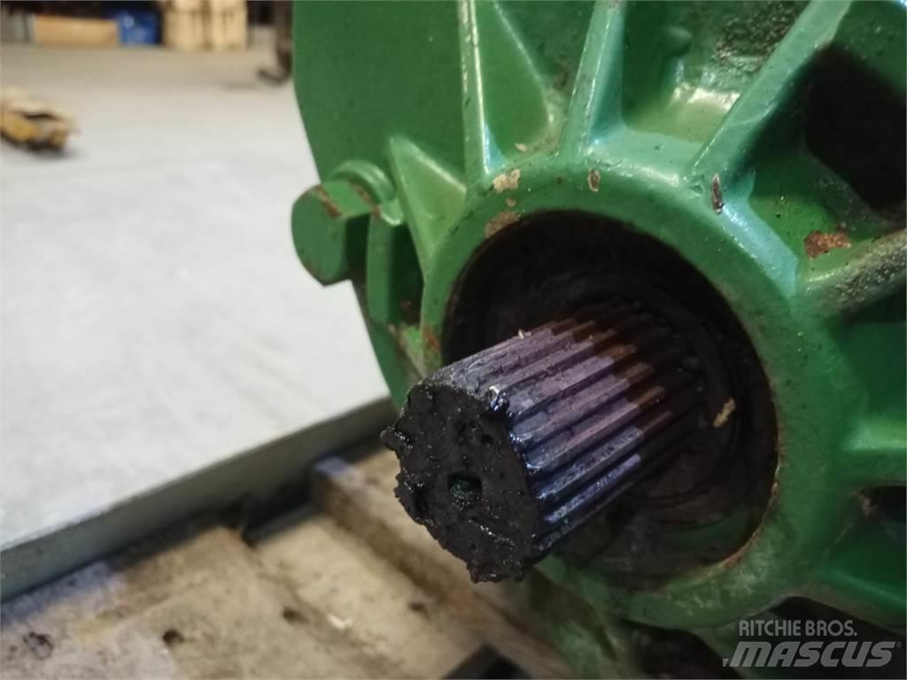 John Deere 1085 Sanzuman