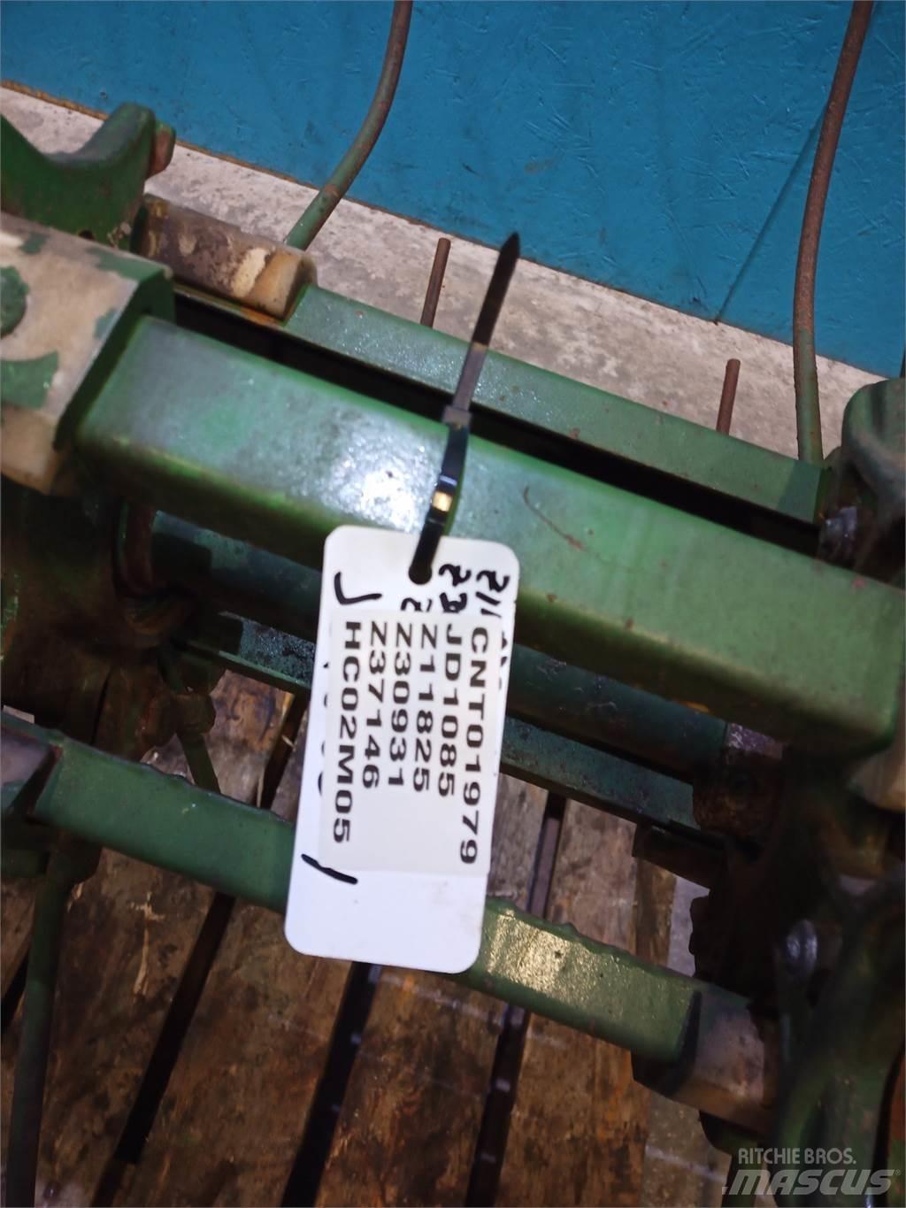 John Deere 1085 Biçerdöver aksesuarlari