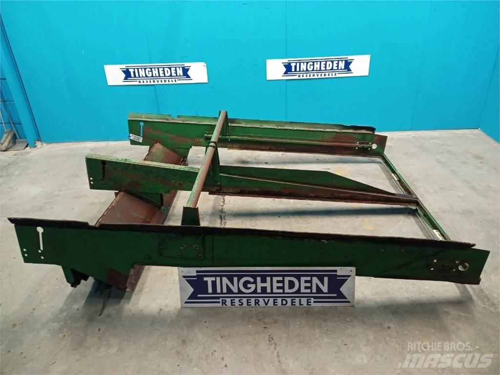 John Deere 1085 Kum ve tuz serpiciler
