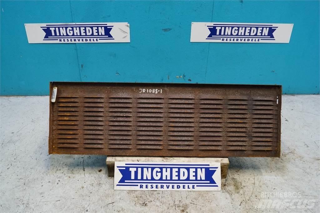 John Deere 1085 Kum ve tuz serpiciler