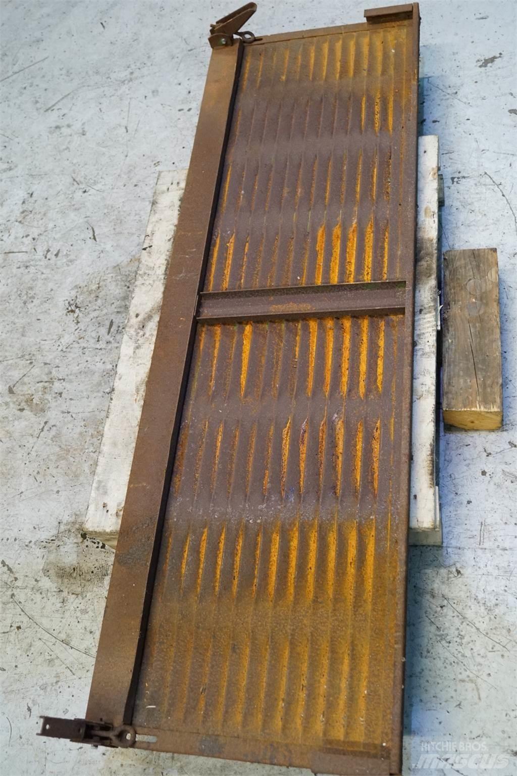John Deere 1085 Kum ve tuz serpiciler