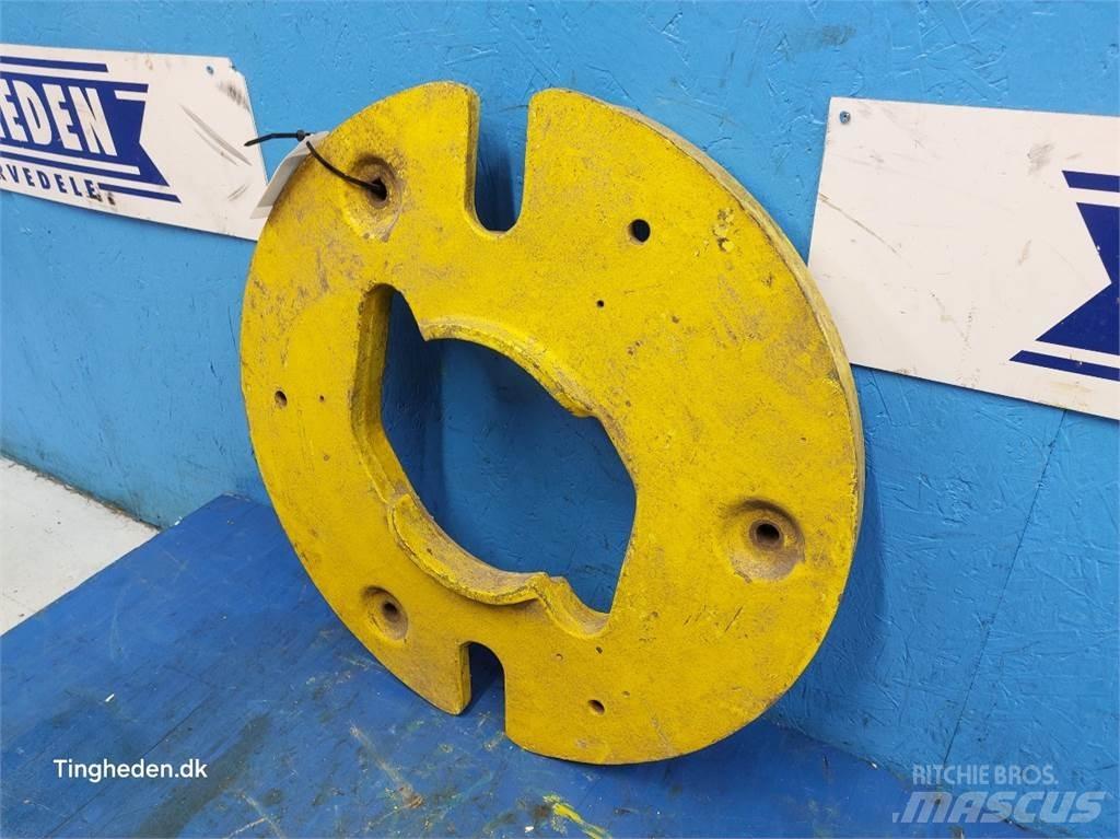 John Deere 1120 Ön ağırlıklar